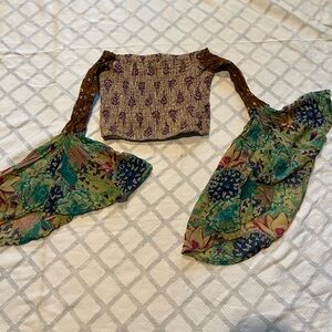 Gypsy Rose 🌹 Top